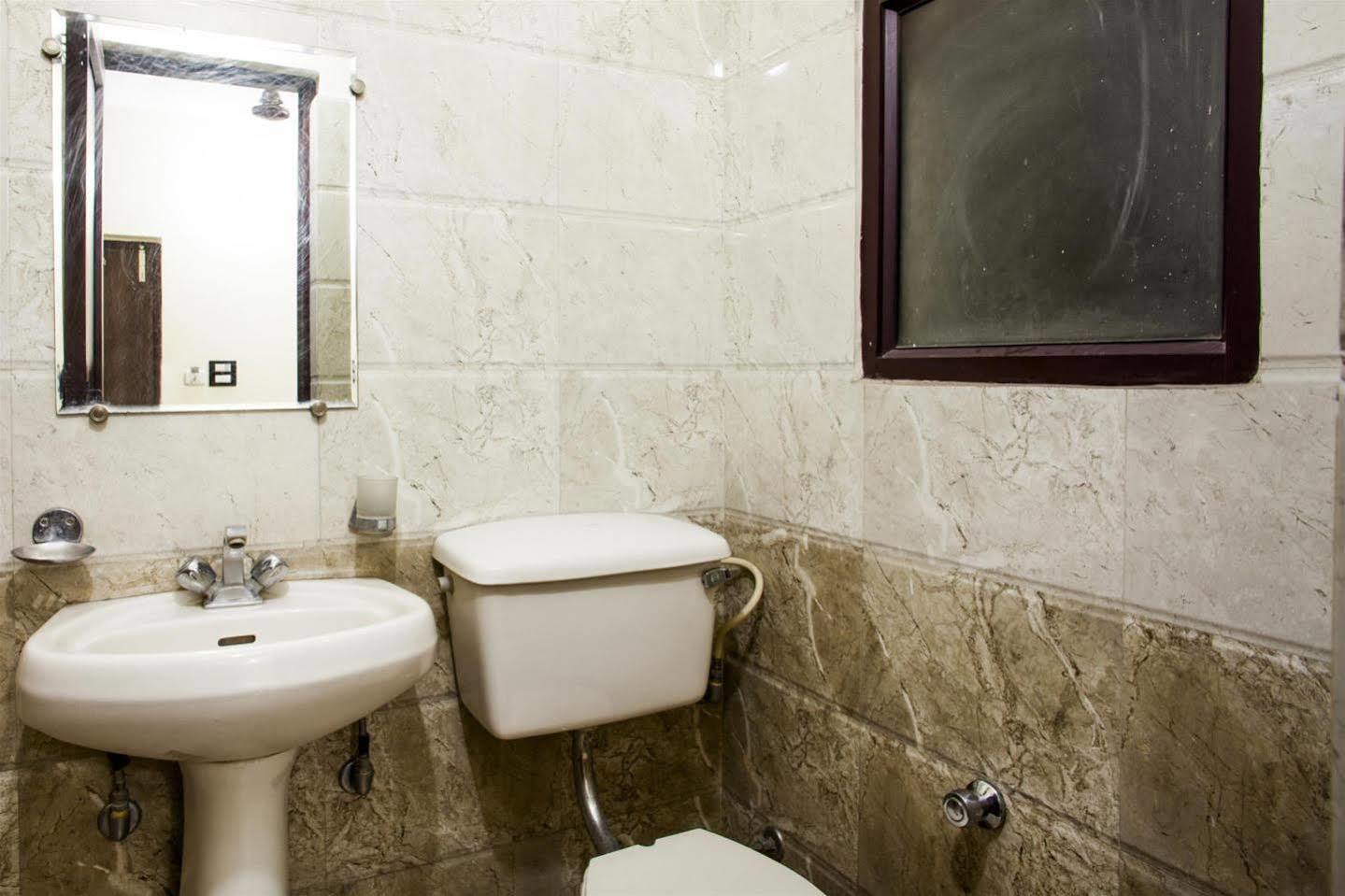 Hotel Gs Paradise Amritsar Exterior photo